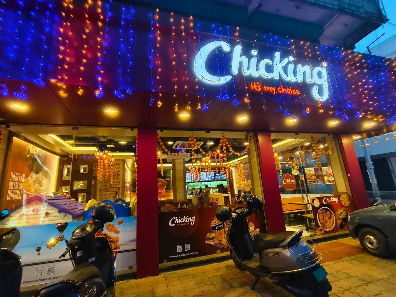 Chicking Irinjalakuda – Crispy Fried & Broasted Chicken, Burgers & Pizza